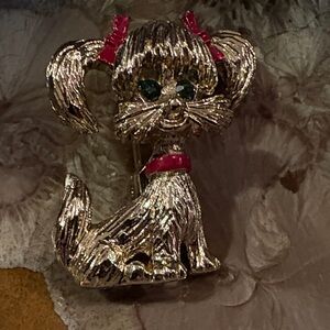 Gerry’s Vintage Gold Puppy